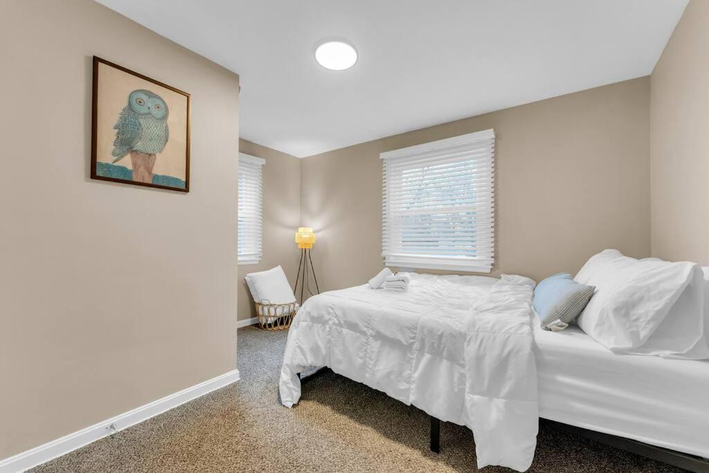 Central Falls Hideaway Cuyahoga Falls Esterno foto
